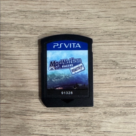PlayStation Vita ModNation Racers Game Card - Picture 1 of 2